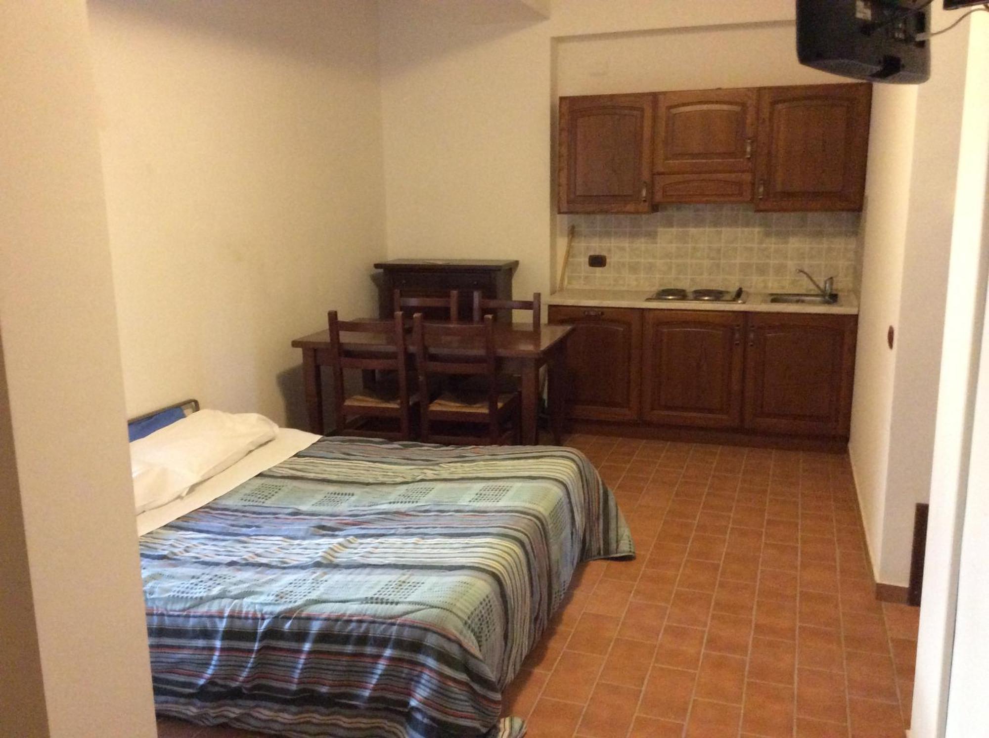 Hotel Il Feudo Dei Pierleoni Celano Room photo